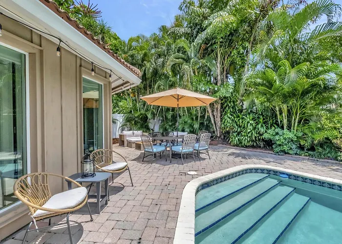 Idyllic Boca Pool Home Study Fau Mizner
