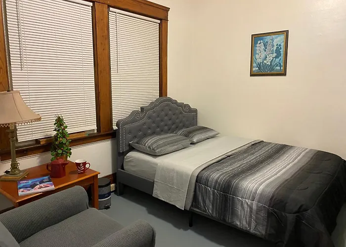 Short Term Rentals Little Italy Cleveland