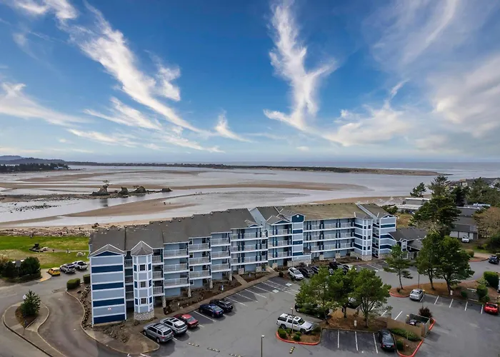 Waters Edge 304