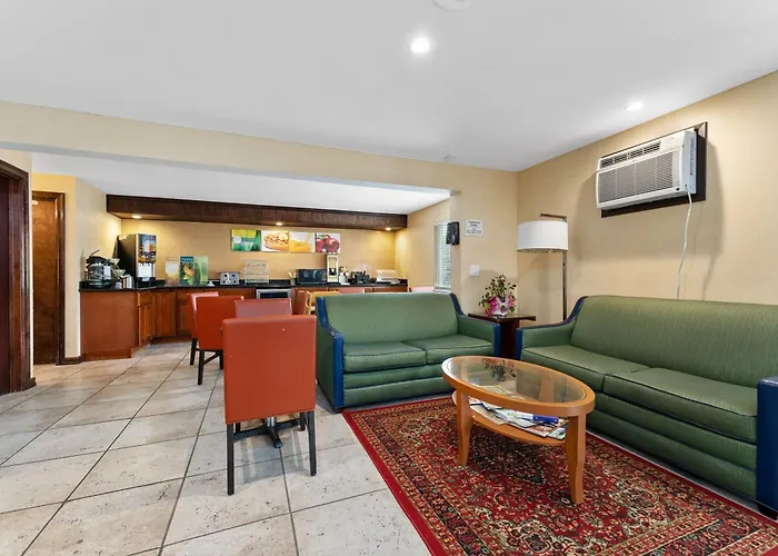 Quality Inn & Suites Okanogan - Omak