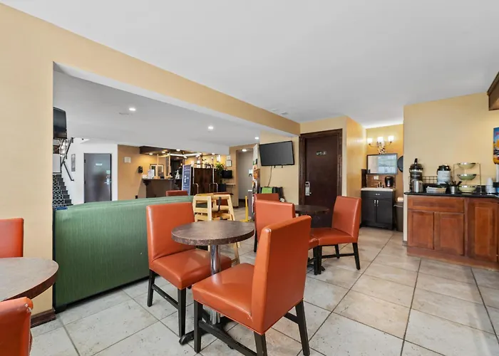 Quality Inn & Suites Okanogan - Omak