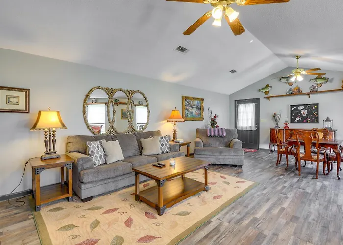 Buckhead Cabin W/ Fireplaces & Private Pool!