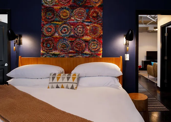 Hotel Clemons