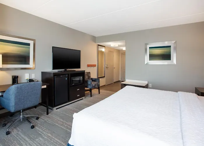 Hampton Inn & Suites Columbia/Southeast-Fort Jackson
