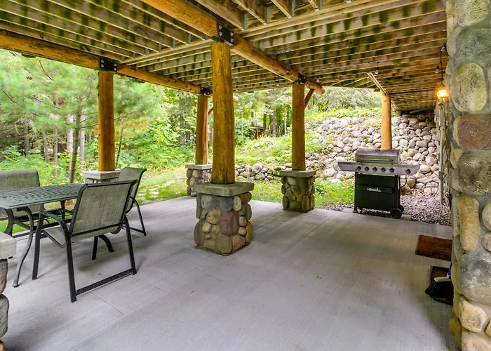 Pokegama Lake Vacation Rental W/ Shared Boat Dock!