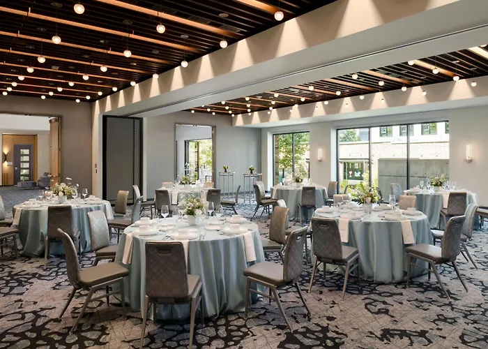 Astra Hotel, Seattle, A Tribute Portfolio Hotel