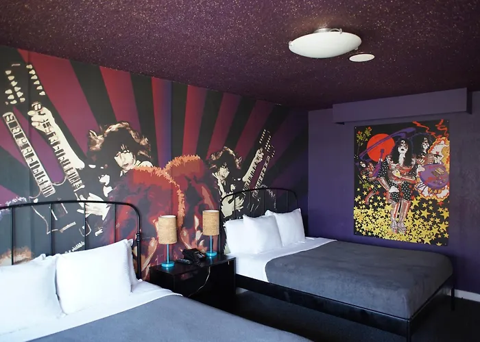 Huntington Surf Inn