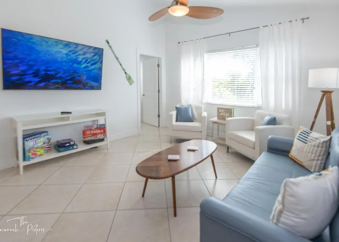 Top Floor Surf Views - 2 Bd - Walk To Ocean