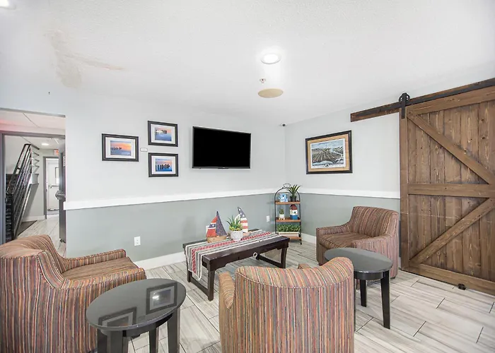 Baymont By Wyndham Grand Haven