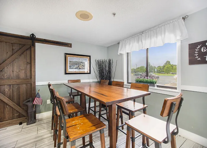 Baymont By Wyndham Grand Haven