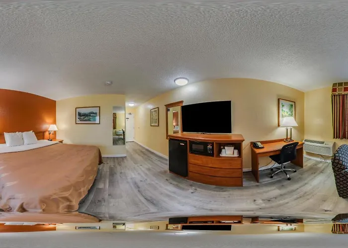 Quality Inn & Suites Medford Airport