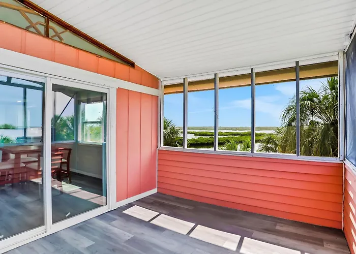 Coral Cottage