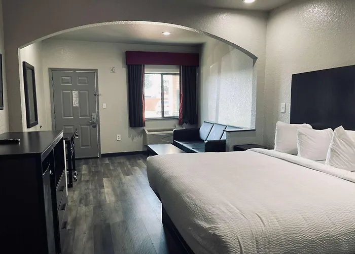 Days Inn By Wyndham Dickinson Tx