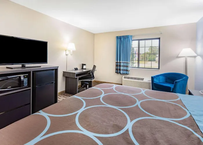 Super 8 By Wyndham Marysville/Port Huron Area