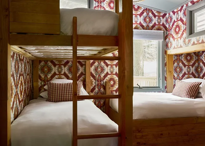 Bluebird Cady Hill Lodge
