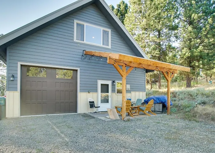 Cascade Cabin Hideaway W/ Views, 1/2 Mi To Lake