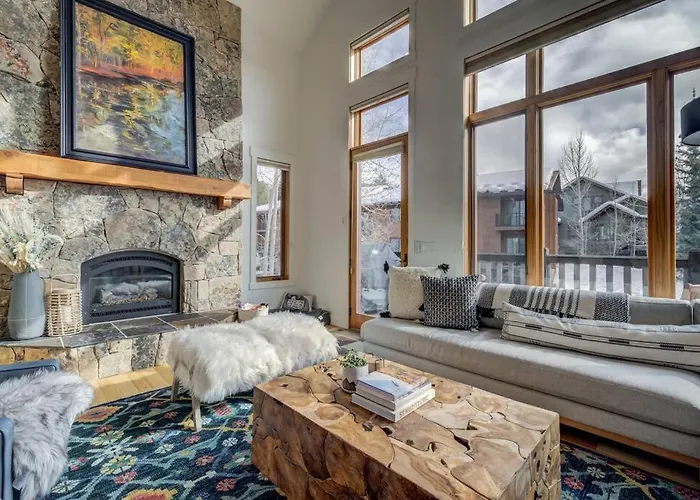 Escape Chalet - Family And Pet-Friendly Steamboat Chalet