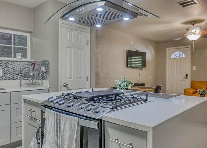 Close To All, Restfull, Cozy Duplex B In Downtown, Utep, Hospitals