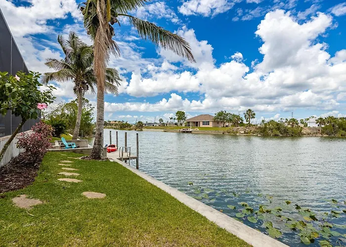 Where Waters Intersect And Dreams Unwind! Kayak, Bikes, Heated Pool & Spa - Villa Cayman - Roelens