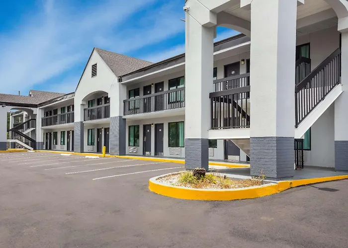 Econo Lodge Mobile Airport Blvd