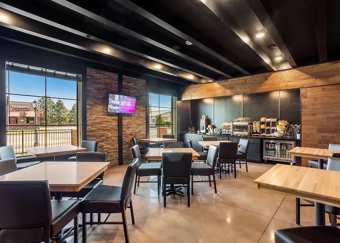 Cobblestone Hotel & Suites - De Pere Green Bay