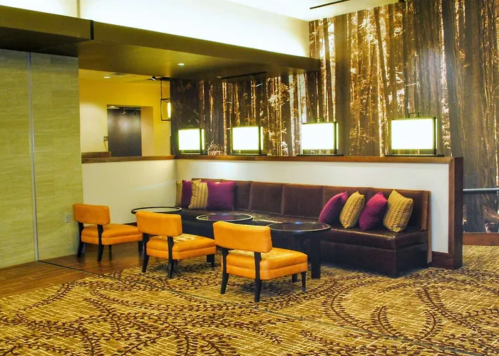 Doubletree By Hilton Hotel Reading