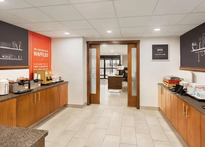 Hampton Inn Milwaukee Brookfield