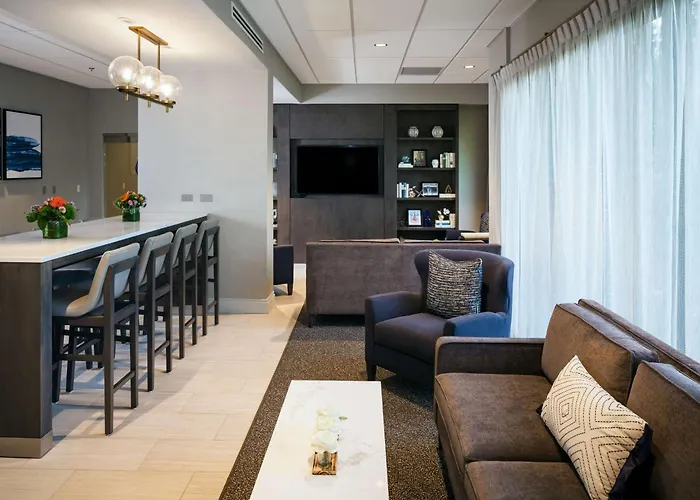 Hilton Suites Brentwood