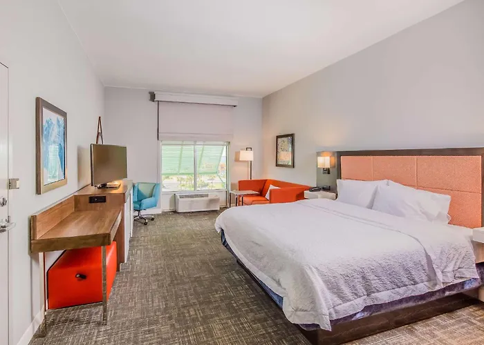 Hampton Inn Pensacola Beach