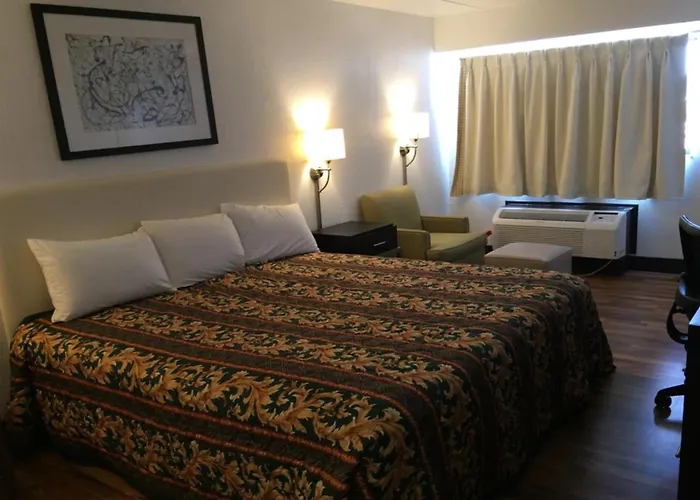 Economy Inn Of Holland