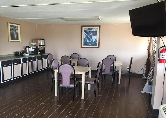 Economy Inn Of Holland