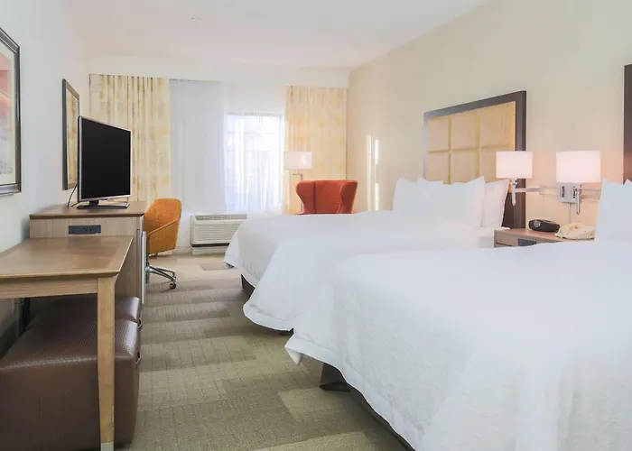 Hampton Inn & Suites Camarillo