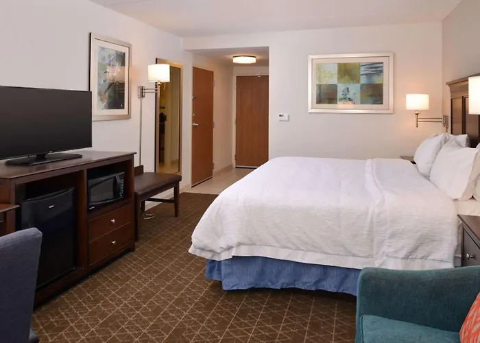Hampton Inn & Suites Pueblo-Southgate