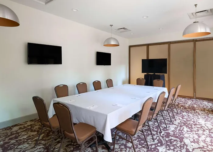 Hilton Garden Inn Bloomington