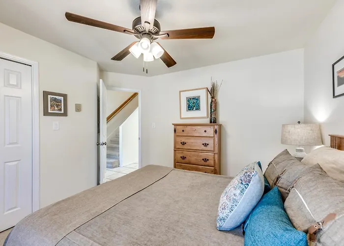 Bright Townhome - 1 Mile To Downtown Cloudcroft