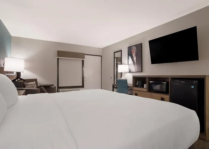 Best Western Flagship Inn