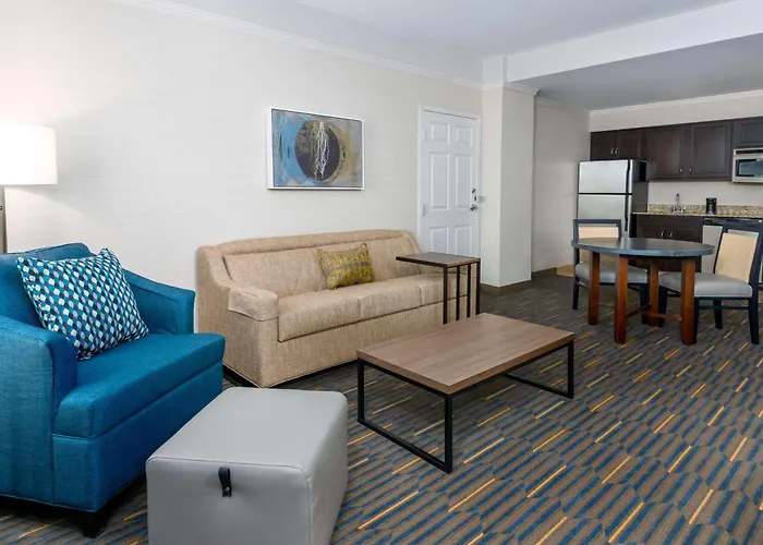 Hampton Inn & Suites Buffalo/Downtown