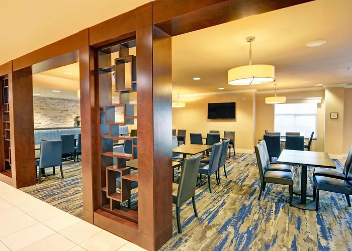 Embassy Suites Valencia