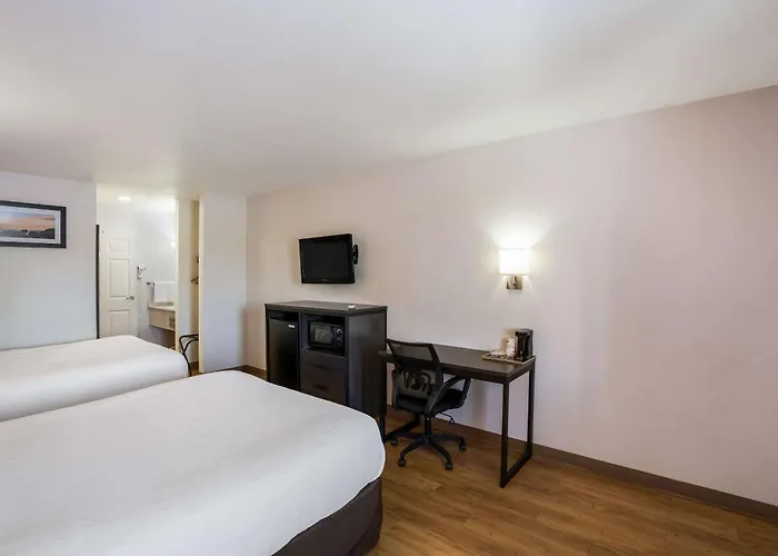 Quality Inn & Suites Junction