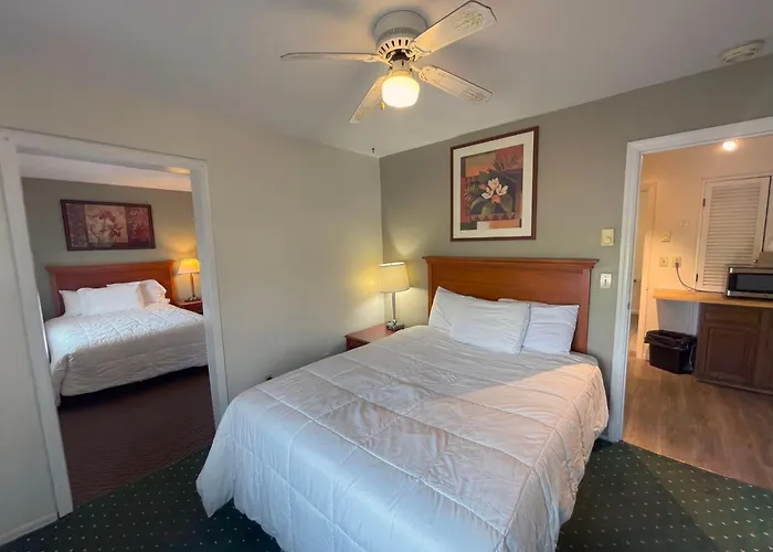 Plantation Motel