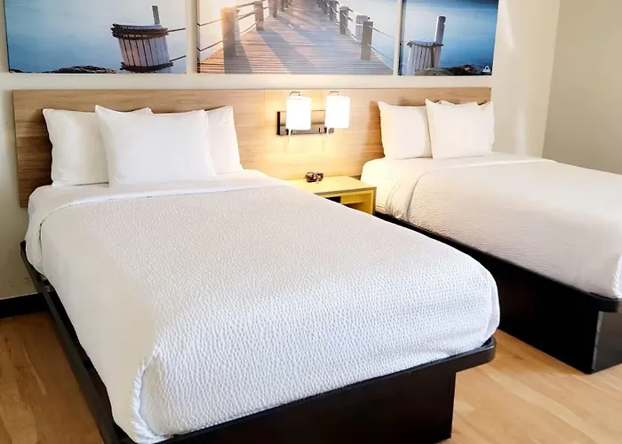 Days Inn By Wyndham Pleasant Prairie Kenosha