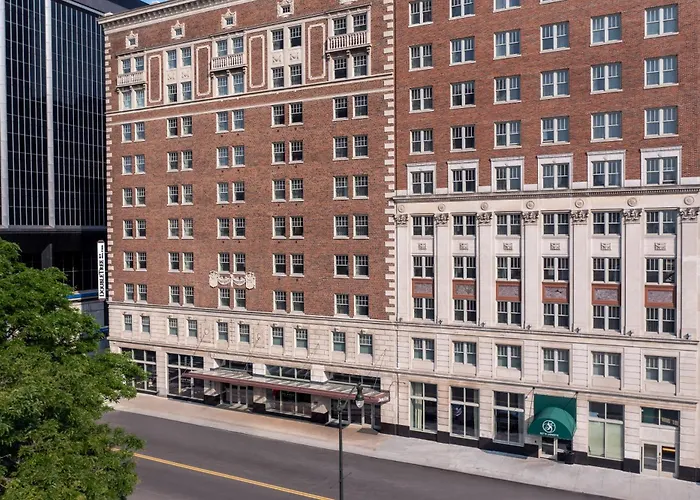 Doubletree Suites By Hilton Hotel Detroit Downtown - Fort Shelby