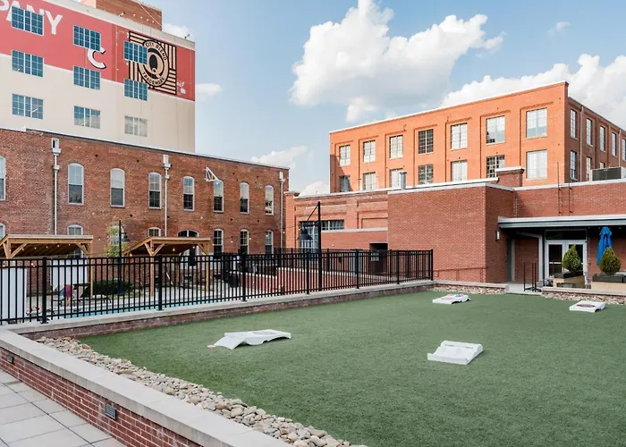 Downtown Durham 2Br Apt Walk Everywhere & Wifi