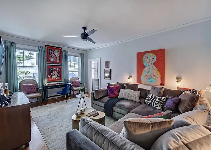The Home Collection Clt: Lamar Avenue