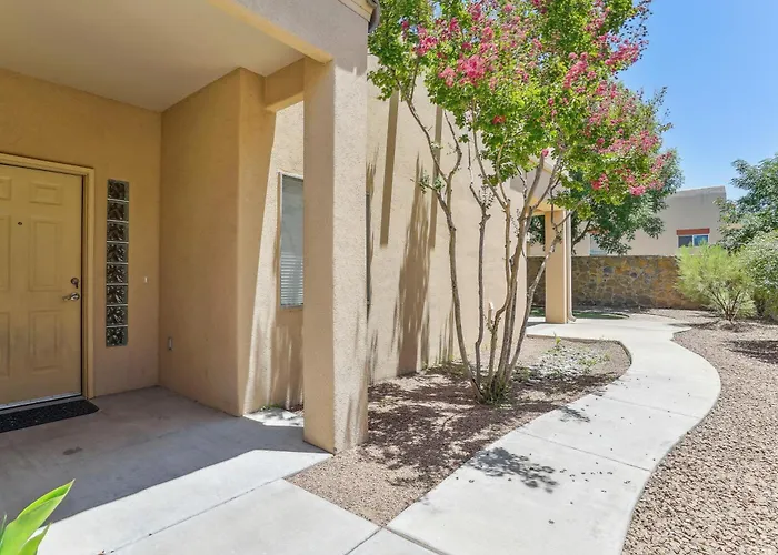Las Cruces Vacation Rental Near Trails & Golf!