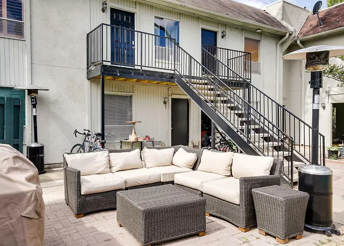 Dallas Condo W/ Pool Access ~ 4 Mi To Downtown!