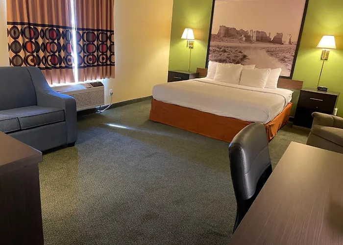 Super 8 By Wyndham Colby