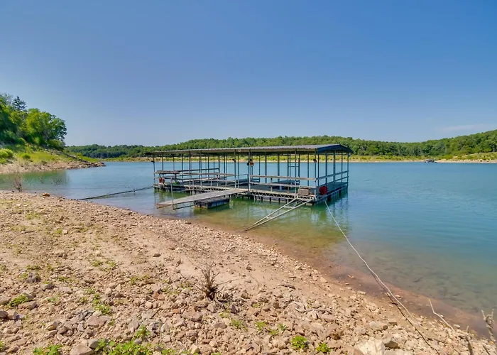 Lakefront Bull Shoals Cabin Rental: Pets Welcome!