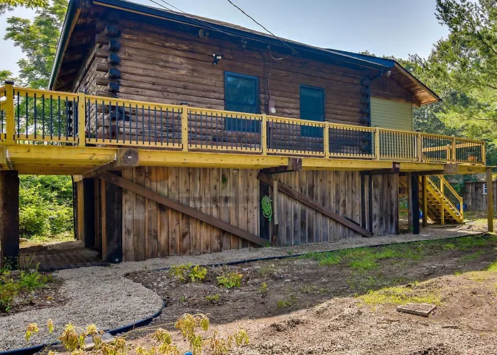 Fairhaven Harbor-Front Gem - Steps From The Water!