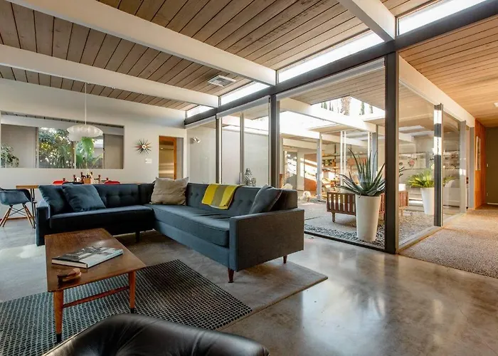 Eichler Mid Century Modern Designer Pool/Jacuzzi